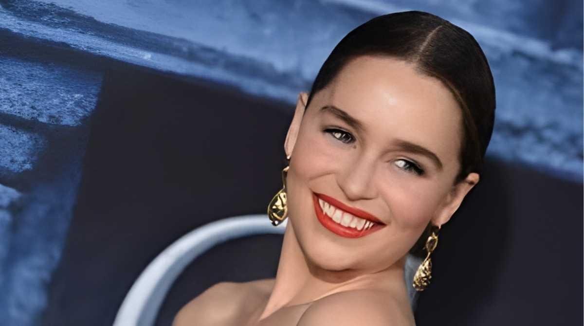 How Emilia Clarke built her $20+ million fortune through acting, endorsements, and investments